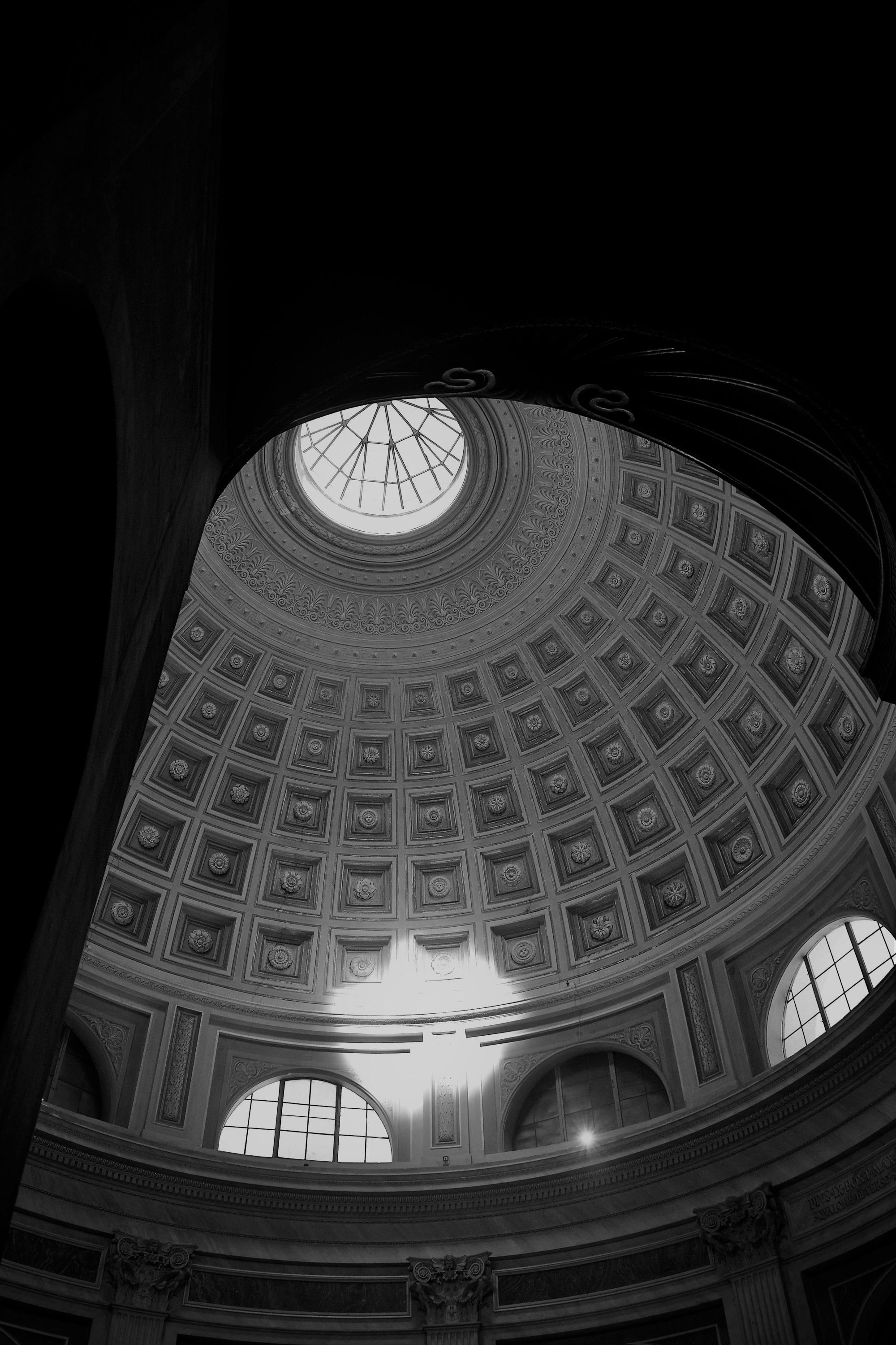 Il pantheon e la sua cupola: un capolavoro ingegneristico